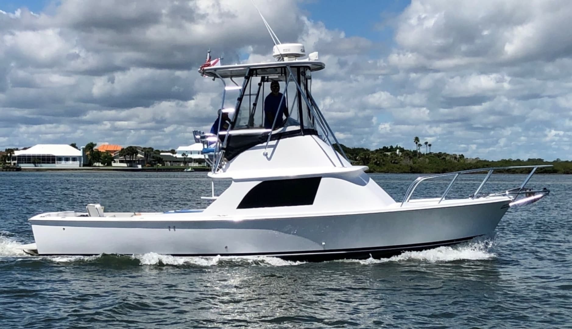 RAMPAGE — 1976 · 31' · 1 Cabin · Pre-Owned