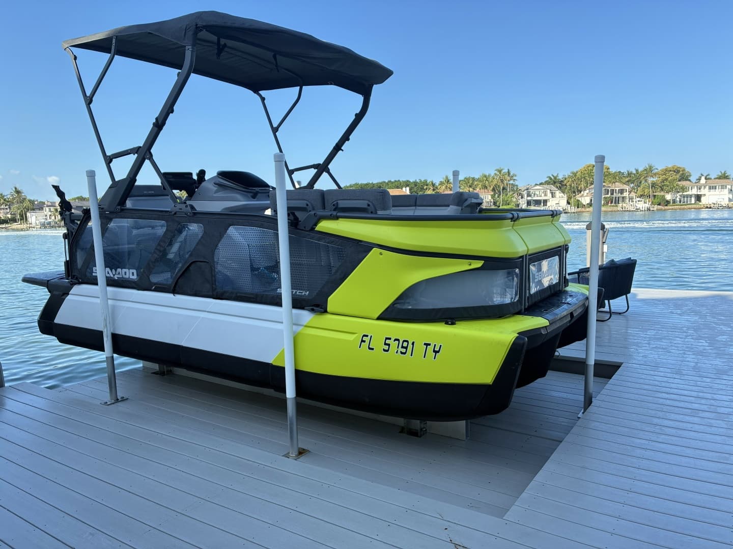 2024 Sea-Doo Switch — 2024 · 17' · Pre-Owned