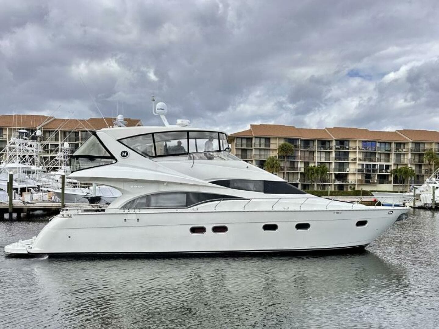 2006 Marquis 59 — 2006 · 59' · 3 Cabins · Pre-Owned