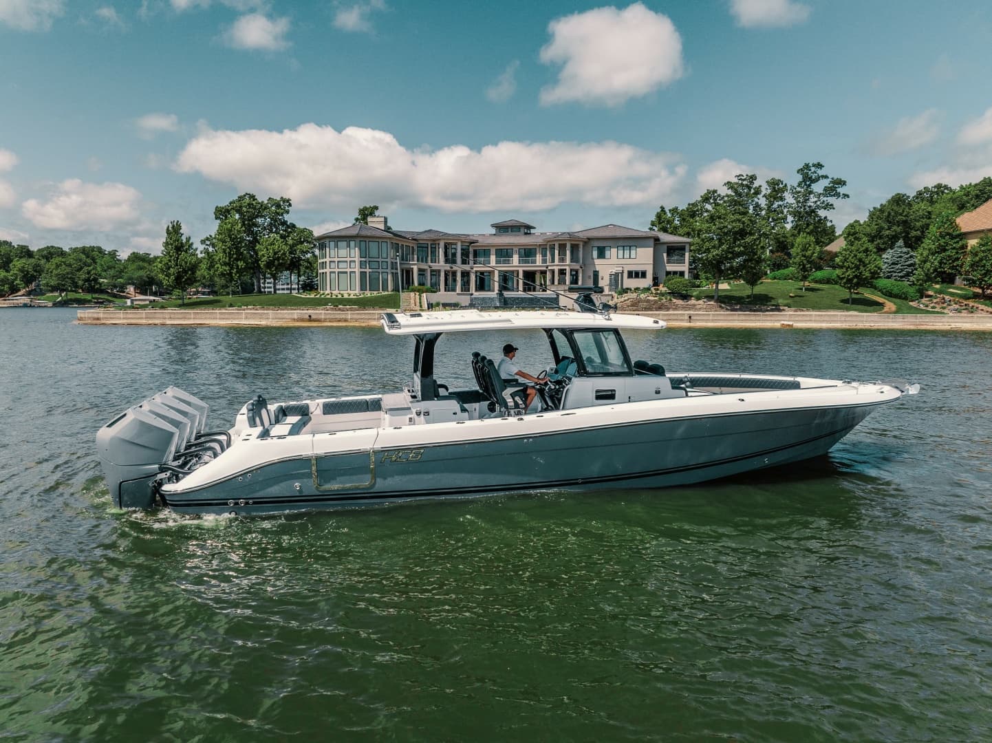 2024 HCB 42 Lujo — 2024 · 45' · New