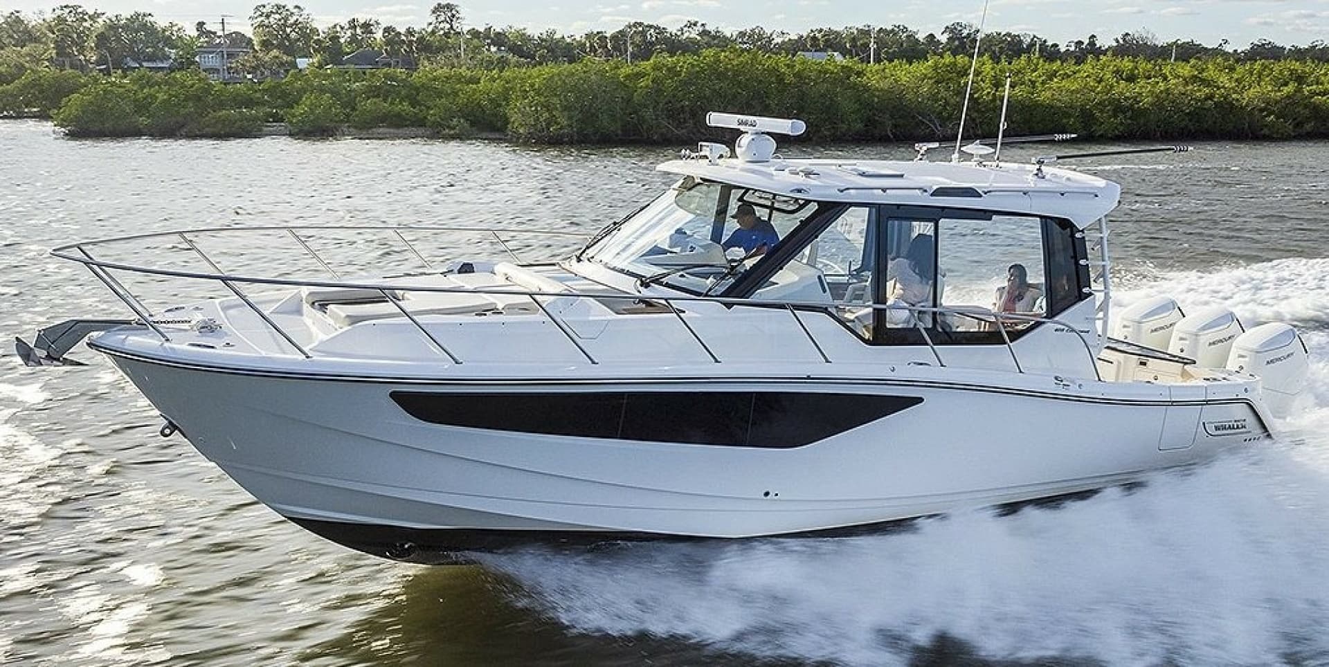 2021 Boston Whaler 405 Conquest — 2021 · 41' · 1 Cabin · Pre-Owned