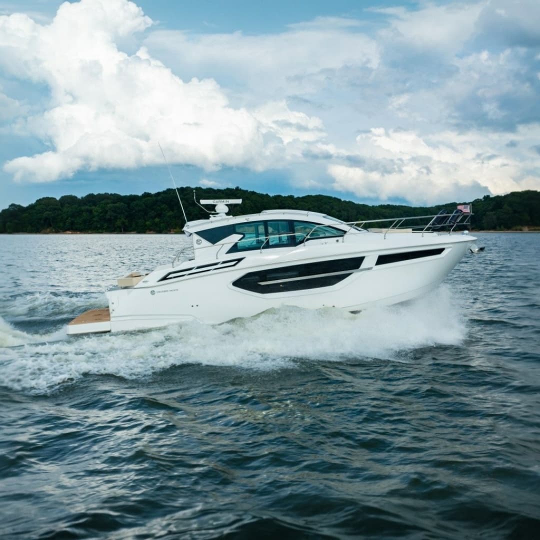 Bailey's Booty — 2019 · 43' · Pre-Owned