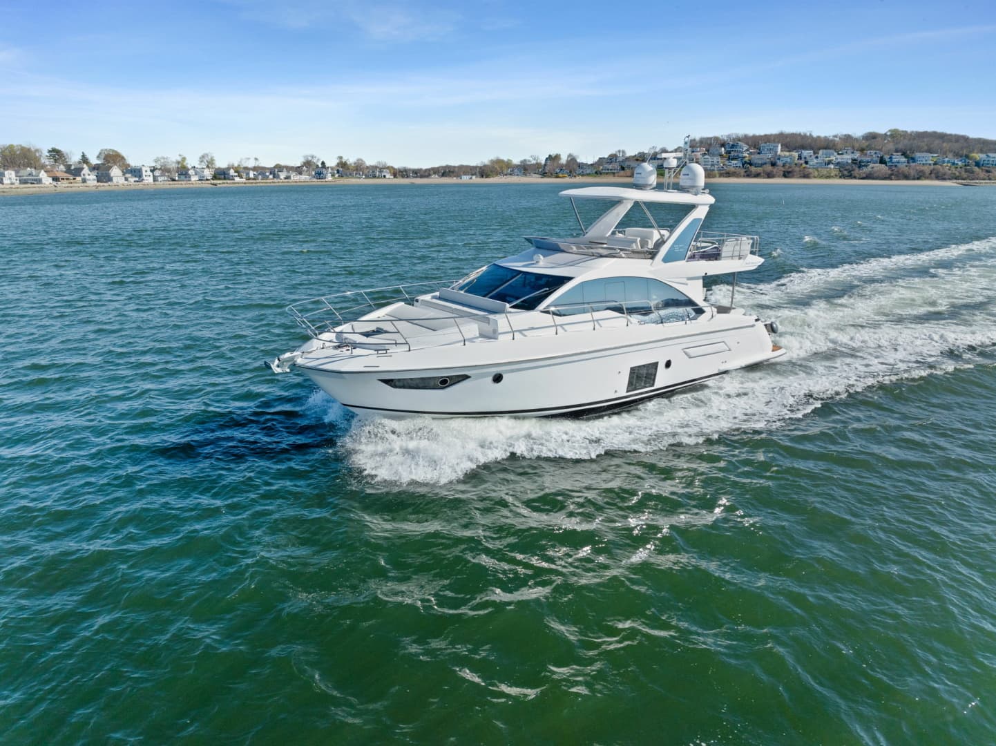 2022 Azimut 50 FLYBRIDGE — 2022 · 50' · Pre-Owned