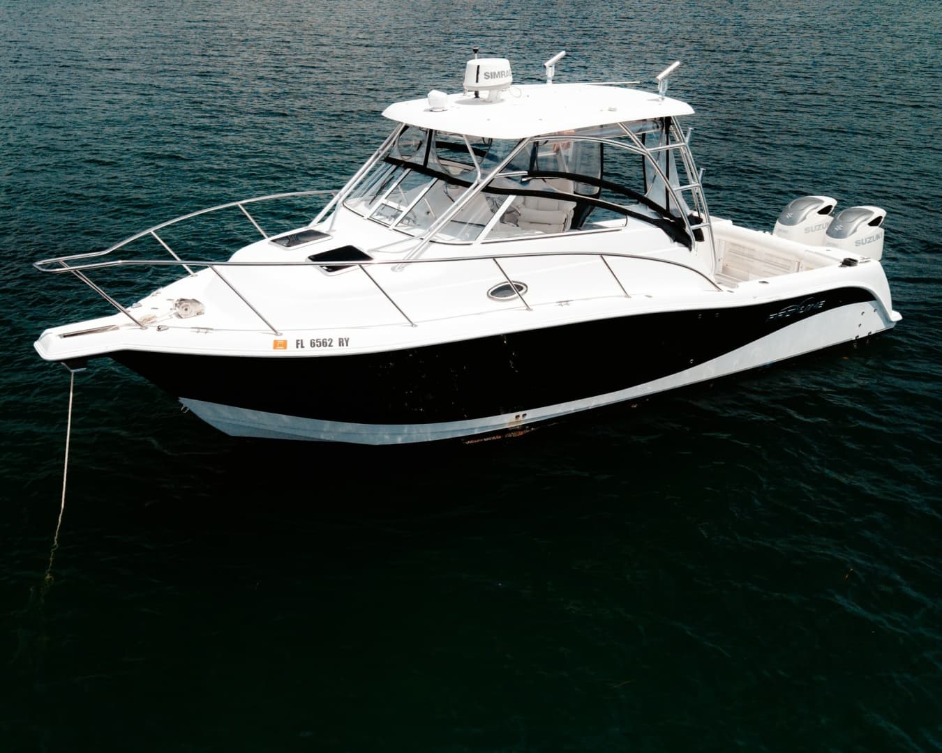 2006 Pro-Line 32 Express — 2006 · 32' · 2 Cabins · Pre-Owned