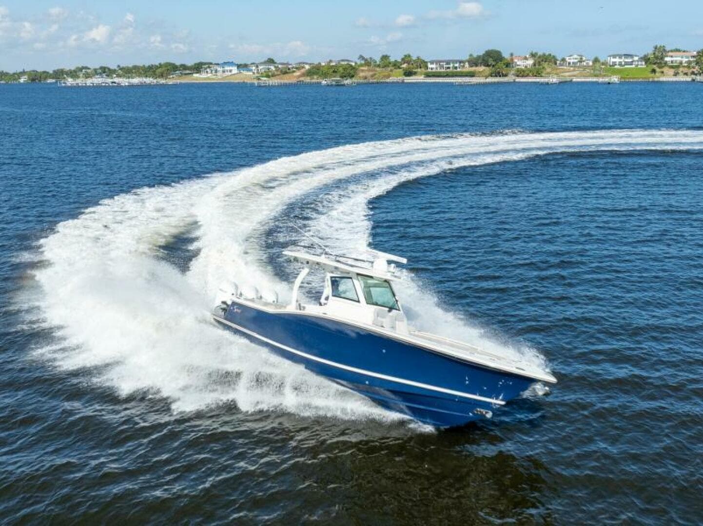 2023 Scout 355 LXF — 2023 · 35' · Pre-Owned