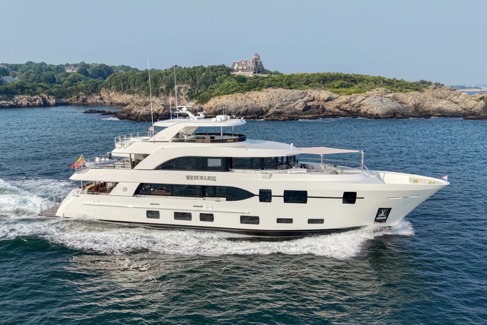 WRECKLESS — 2017 · 120' · 5 Cabins · Pre-Owned