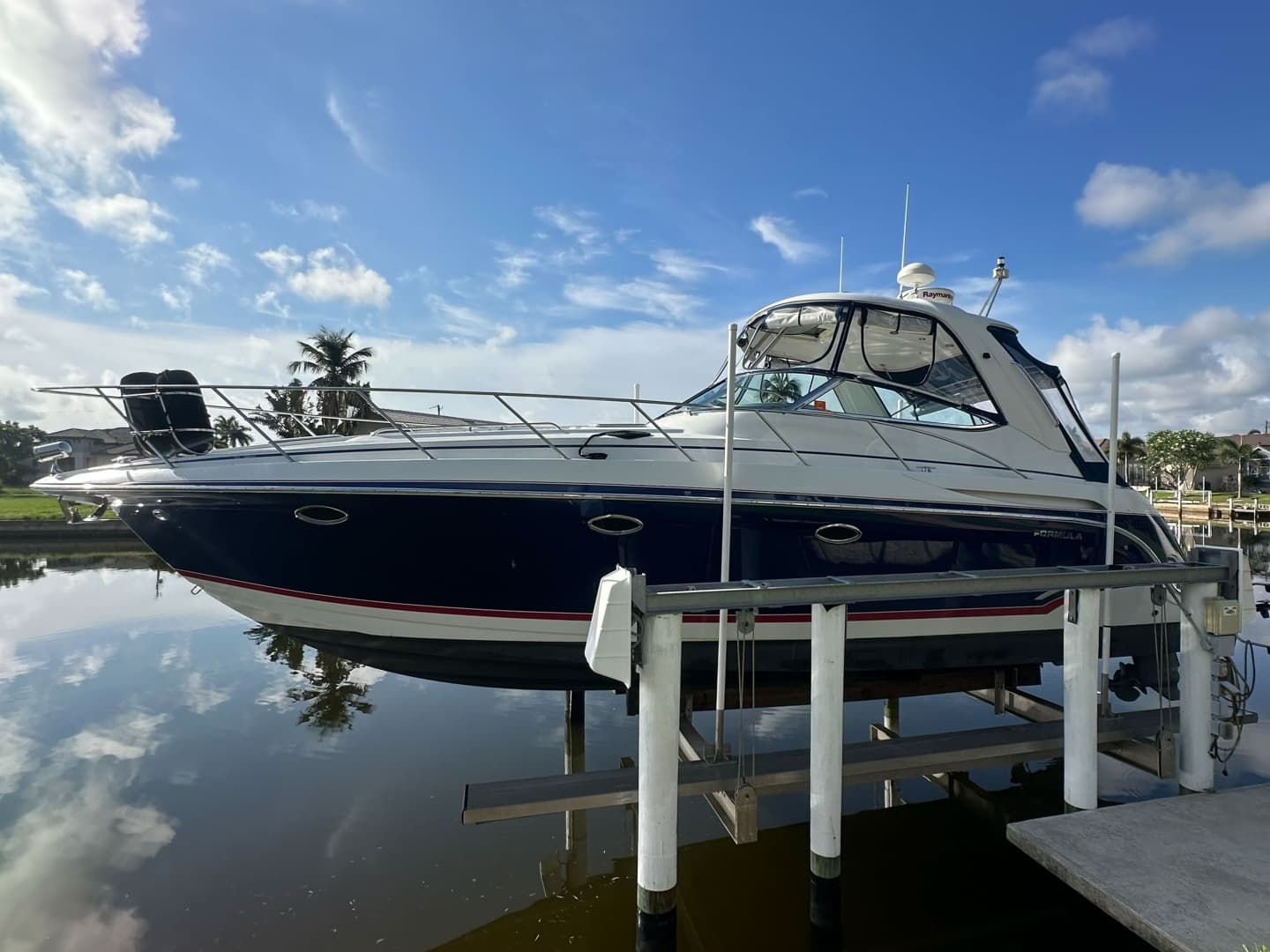 2008 Formula — 2008 · 37' · Pre-Owned
