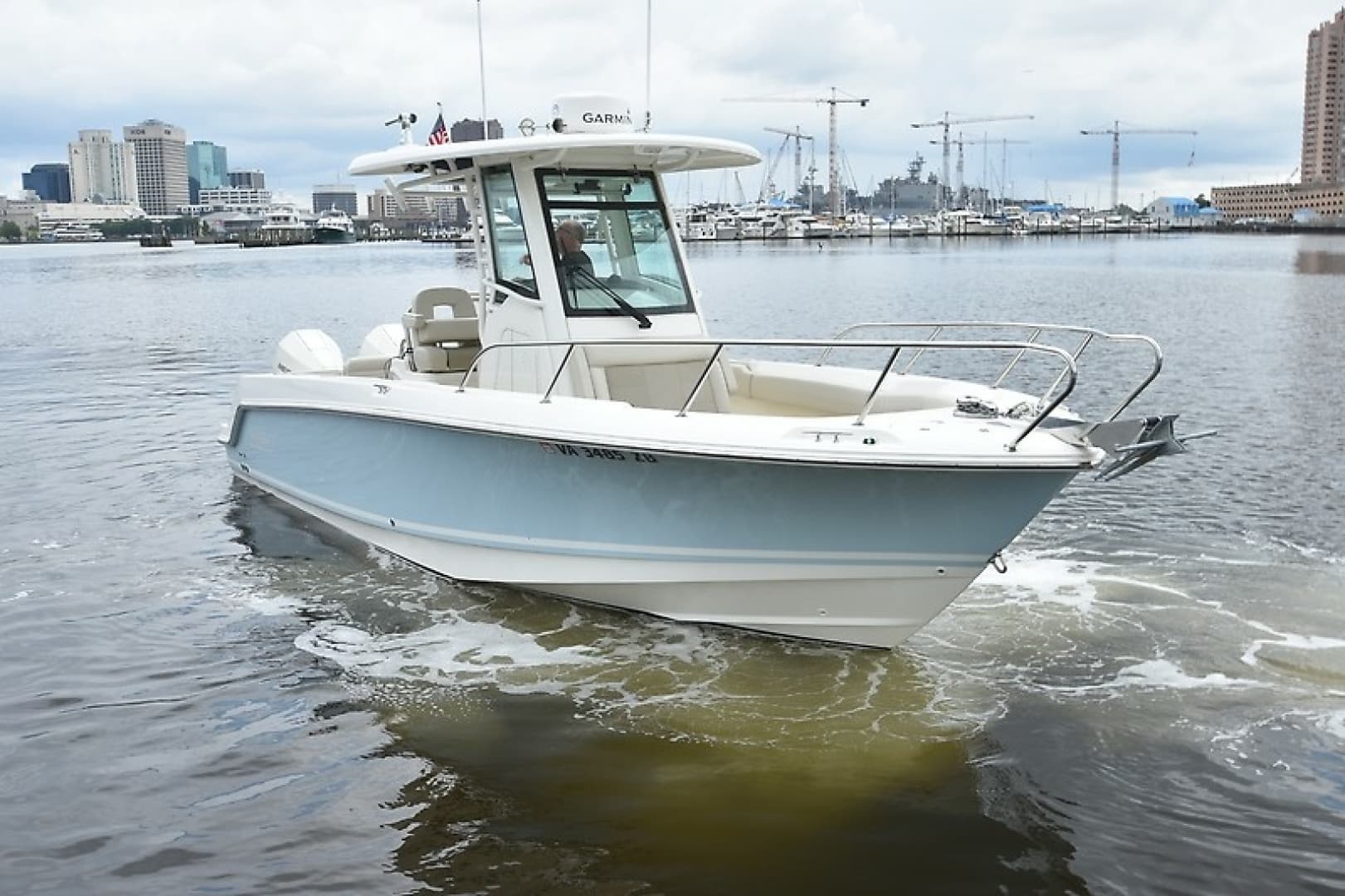 2022 Boston Whaler 250 Outrage — 2022 · 25' · Pre-Owned