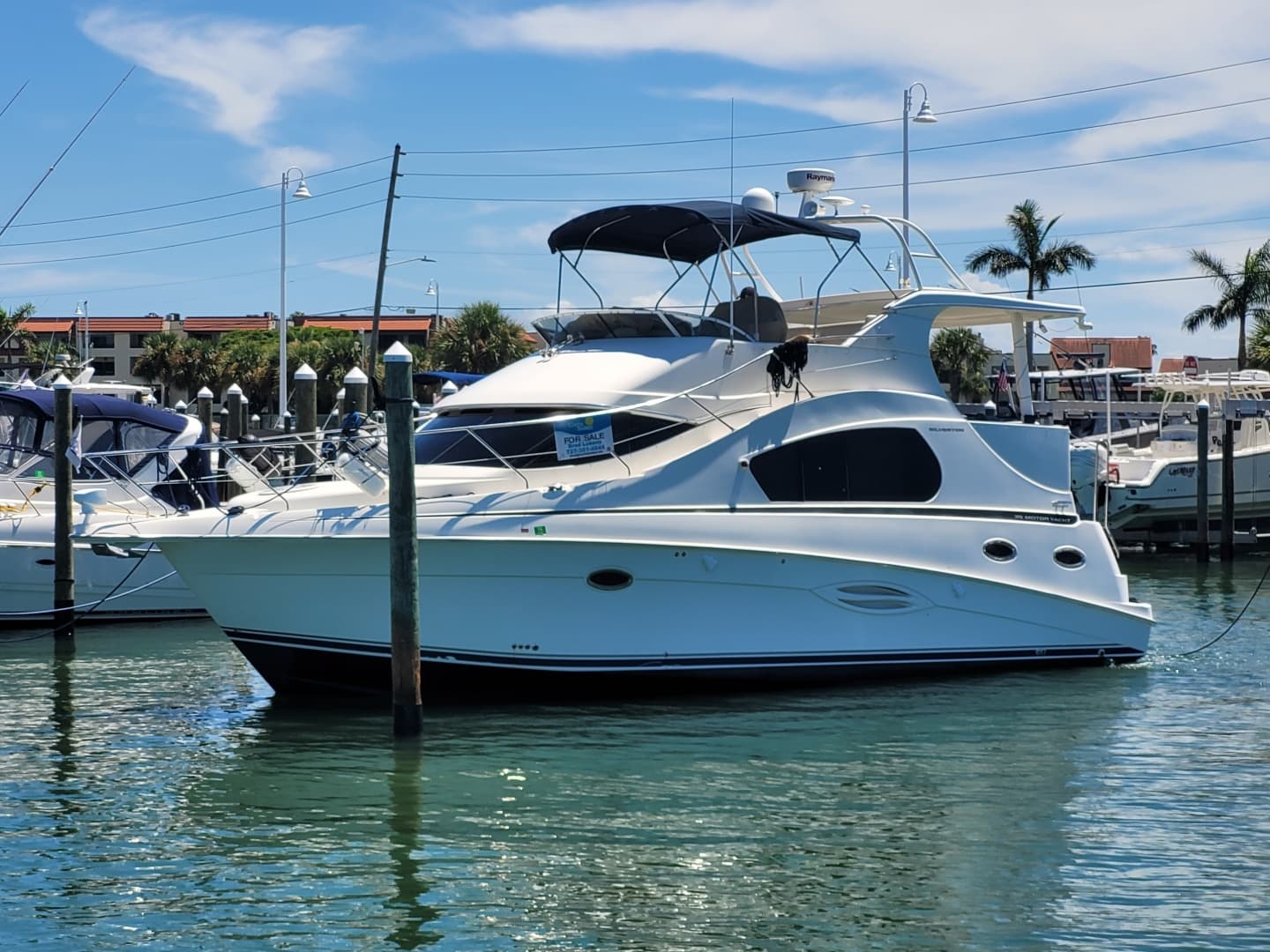 Midnight Blue — 2008 · 40' · 2 Cabins · Pre-Owned