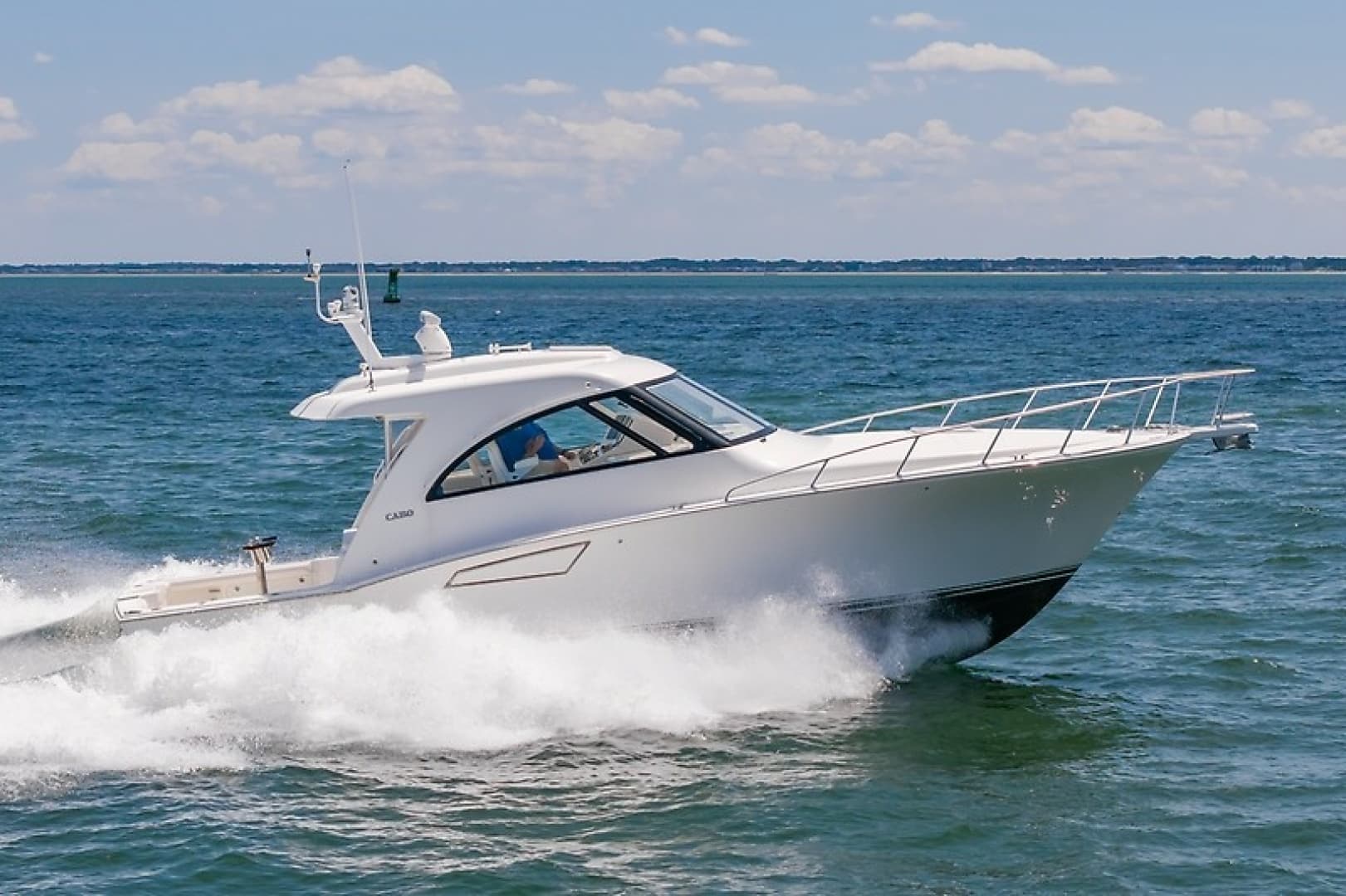 Ghost — 2013 · 40' · Pre-Owned
