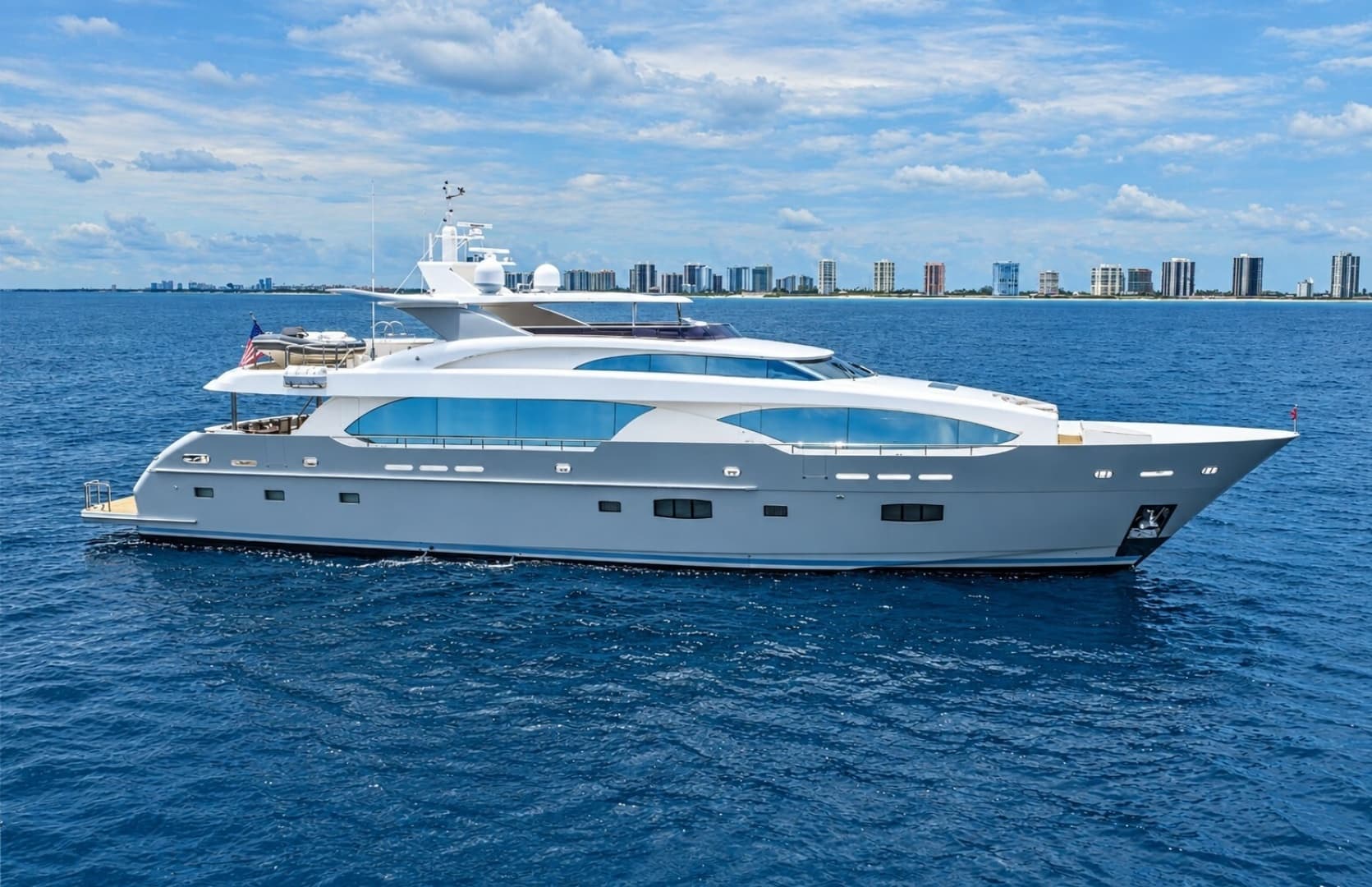 SHORT STORY — 2017 · 120' · 5 Cabins · Pre-Owned