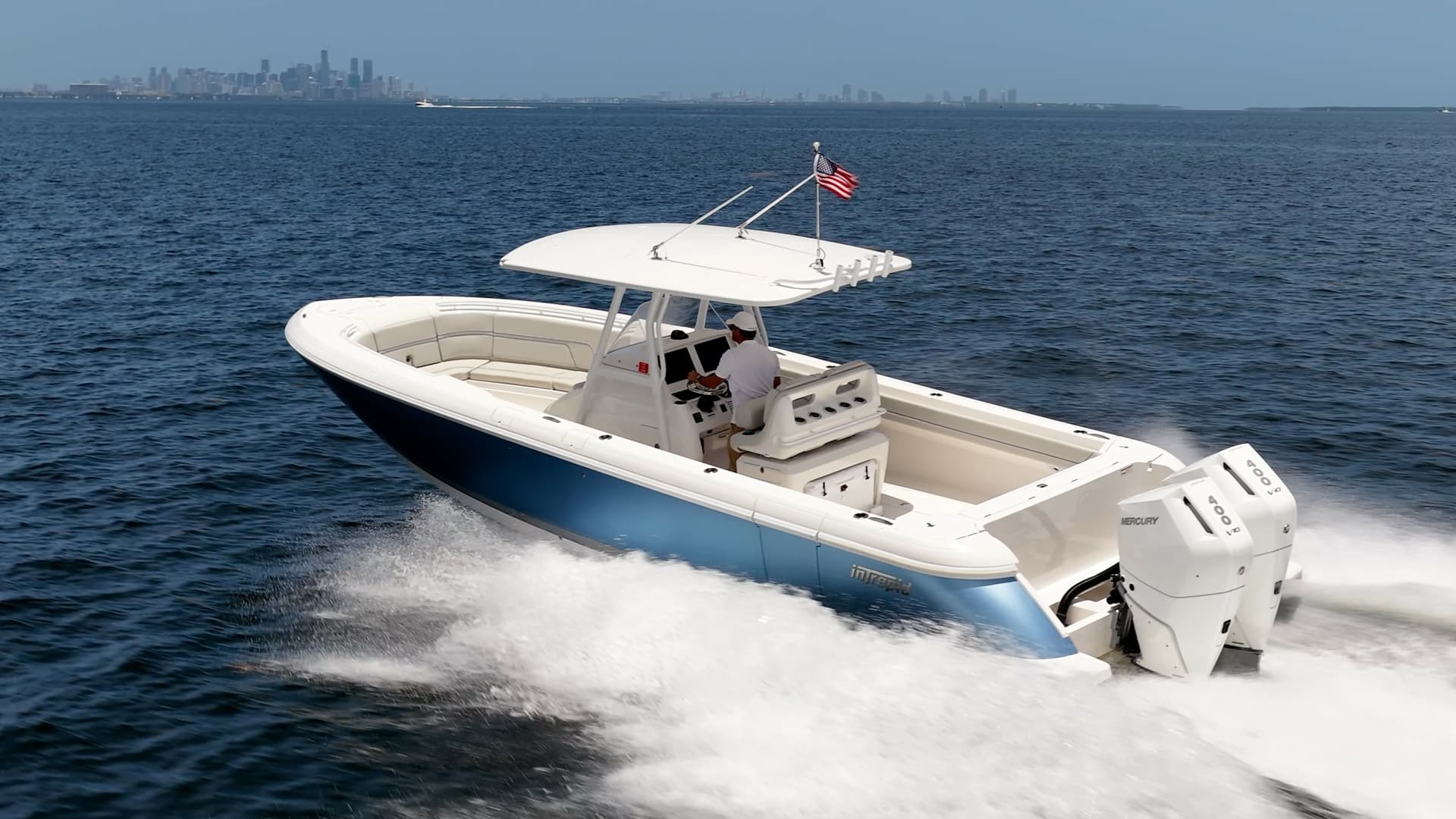 Lala — 2023 · 34' · Pre-Owned