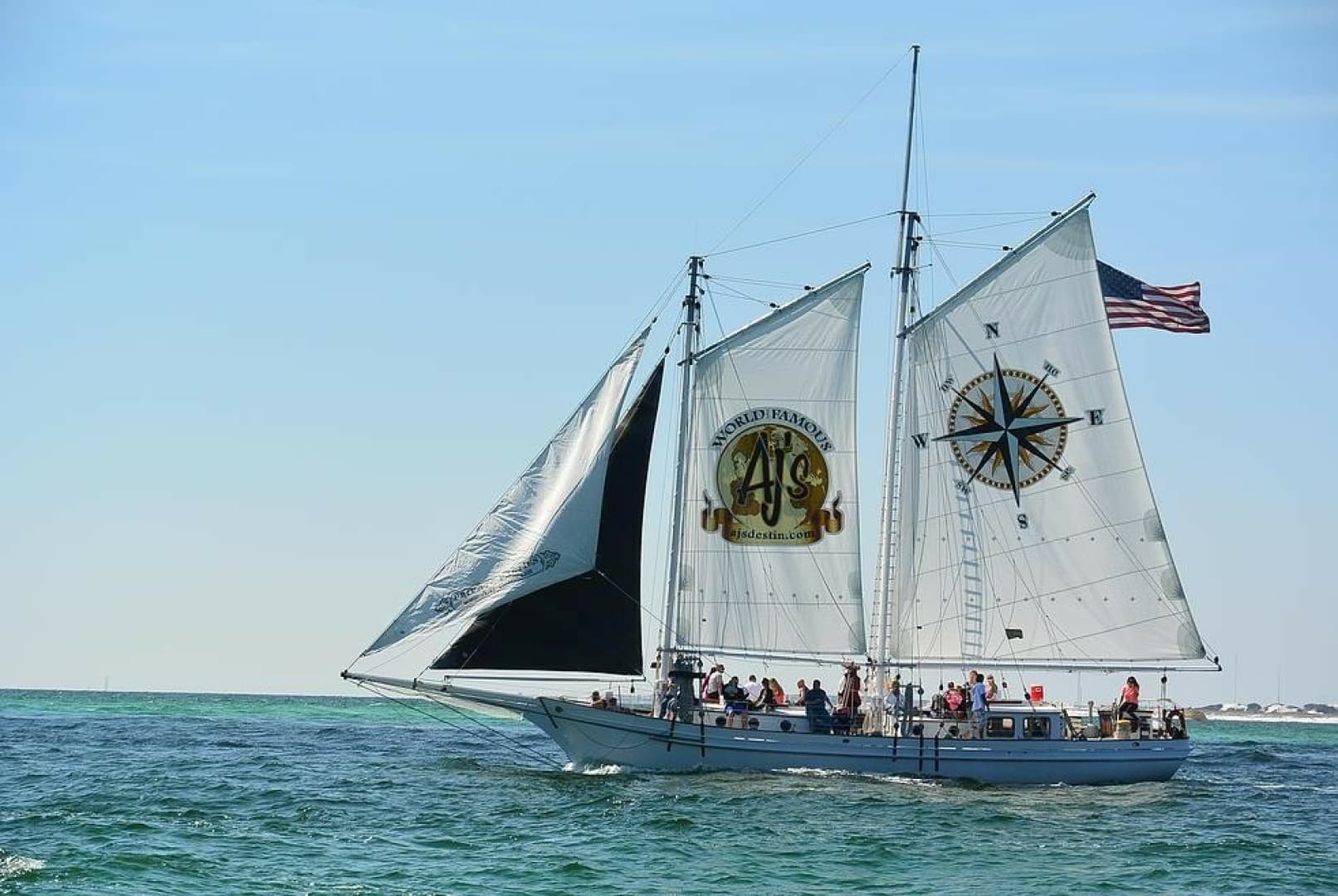 Daniel Webster Clements — 1996 · 54' · 4 Cabins · Pre-Owned