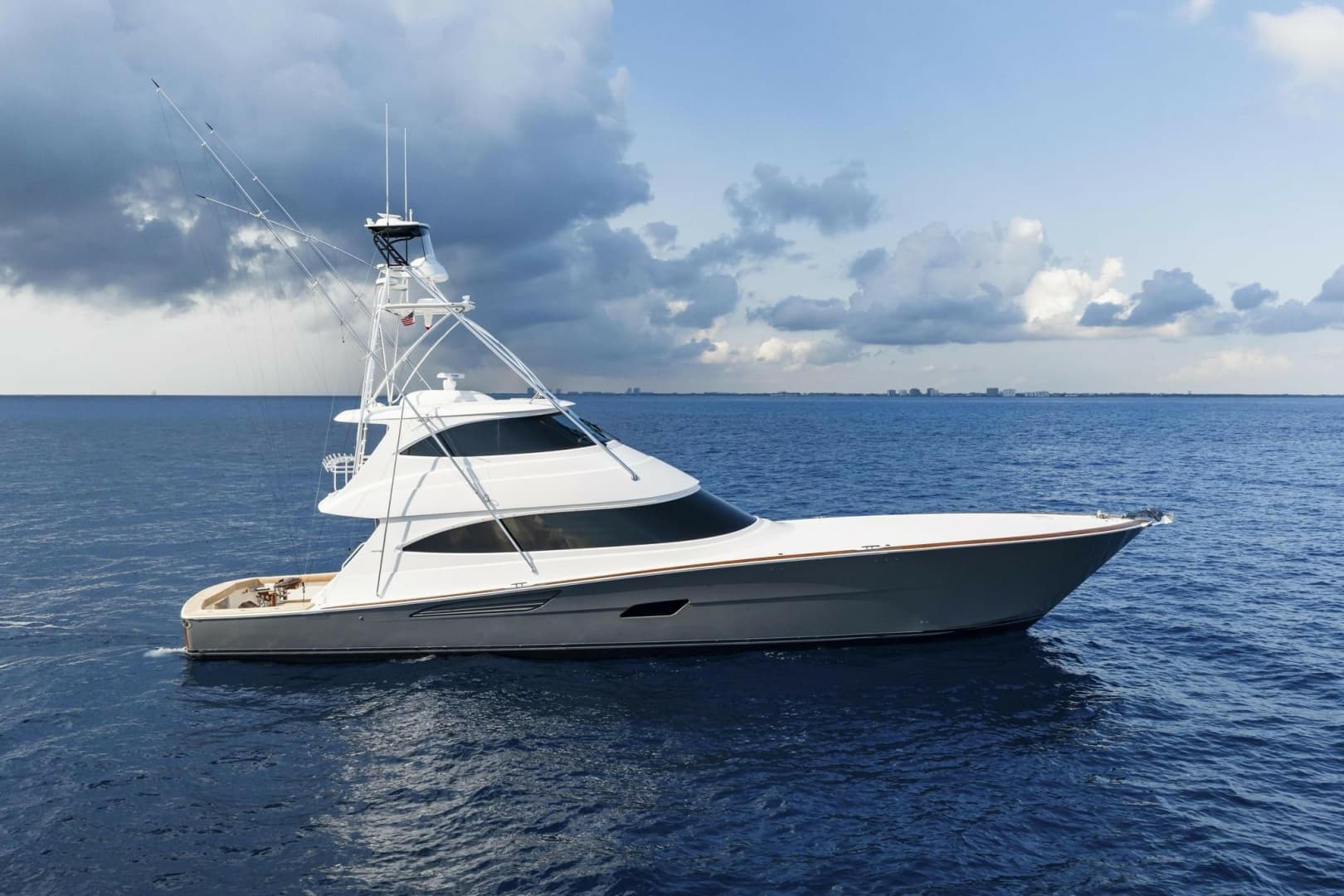 Bid Time — 2026 · 83' · 5 Cabins · Pre-Owned