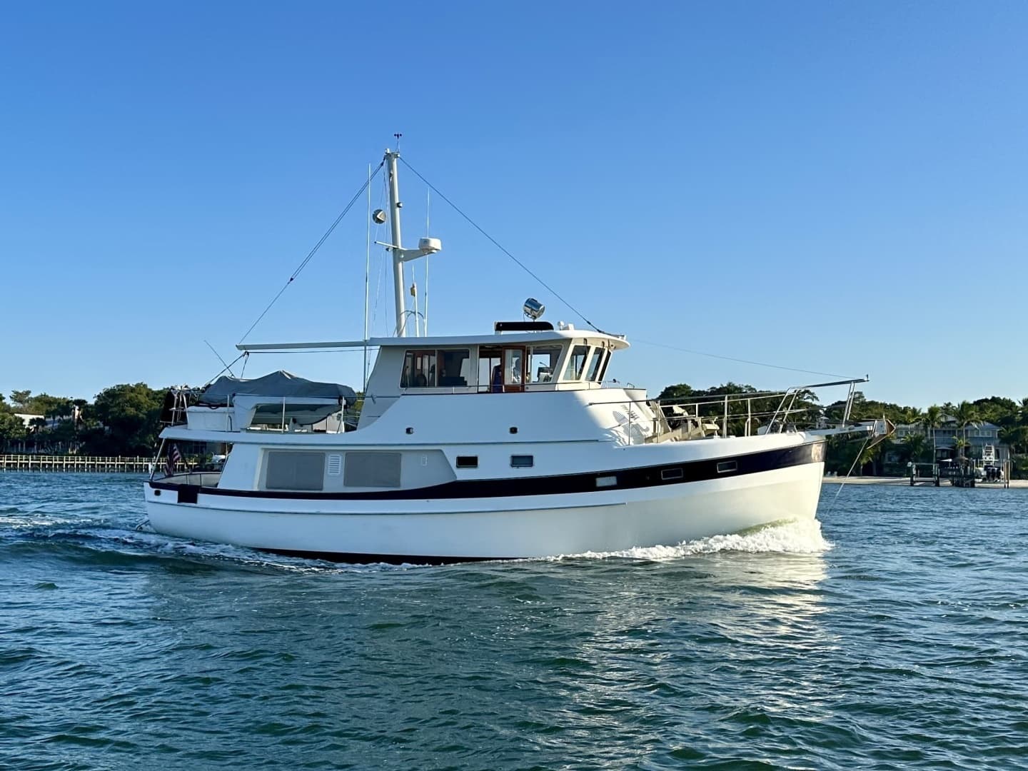 DREAM WEAVER — 1997 · 48' · 3 Cabins · Pre-Owned