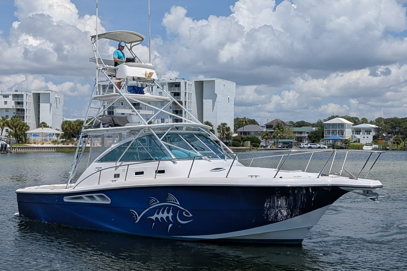 2005 Rampage 38 Express — 2005 · 39' · Pre-Owned