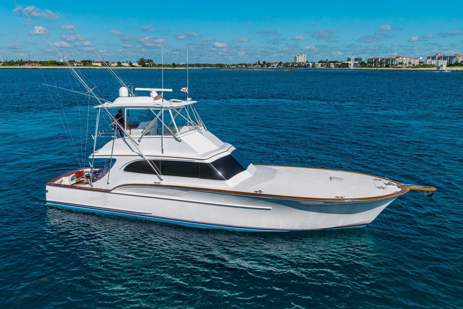 WINDY CAY — 1998 · 58' · 2 Cabins · Pre-Owned