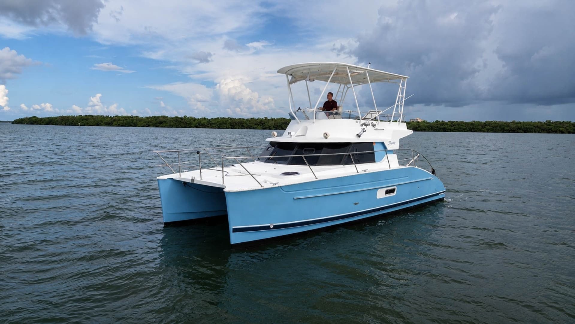 Flight Risk — 2006 · 35' · 2 Cabins · Pre-Owned