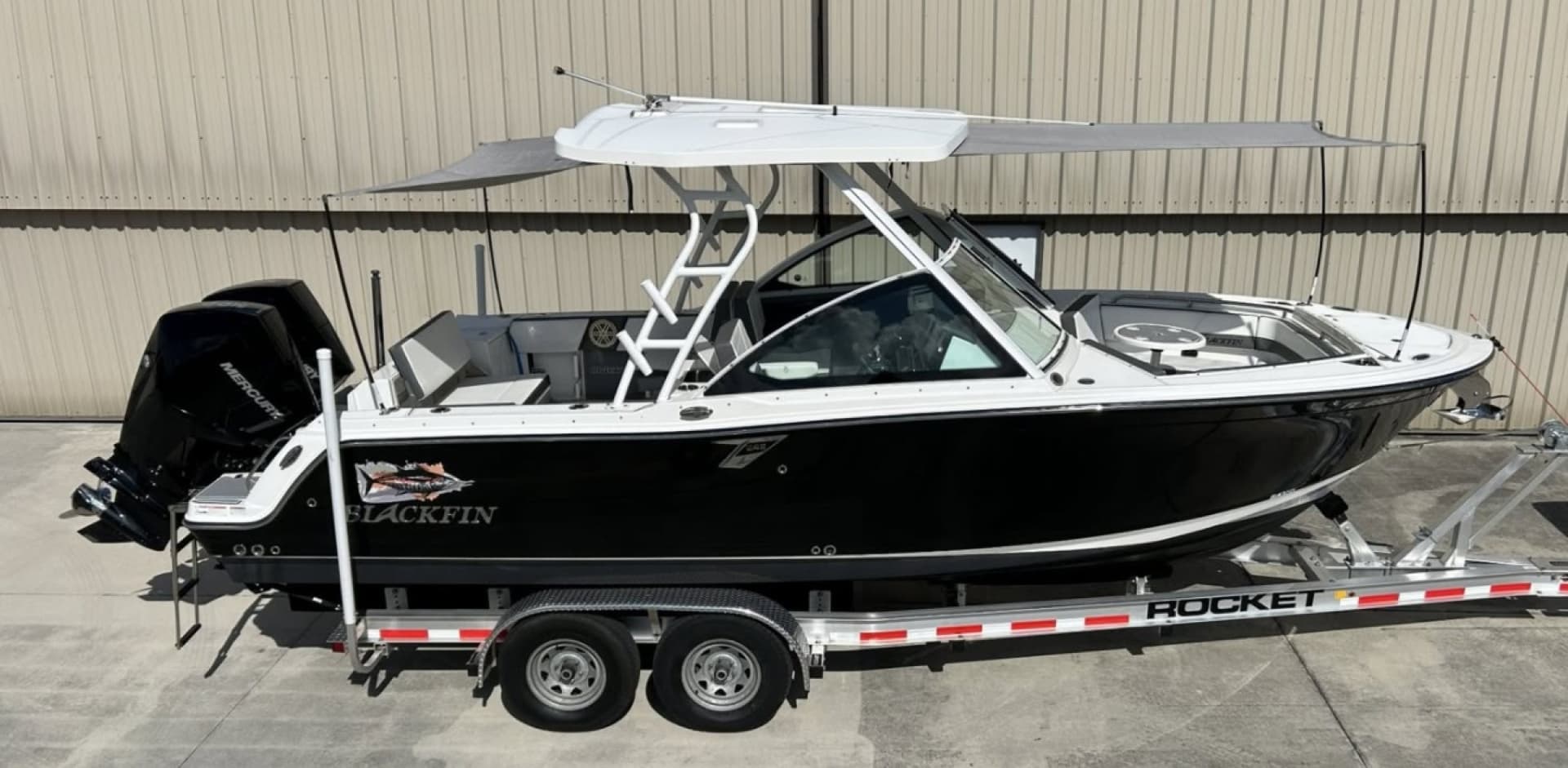 2020 Blackfin — 2020 · 26' · Pre-Owned