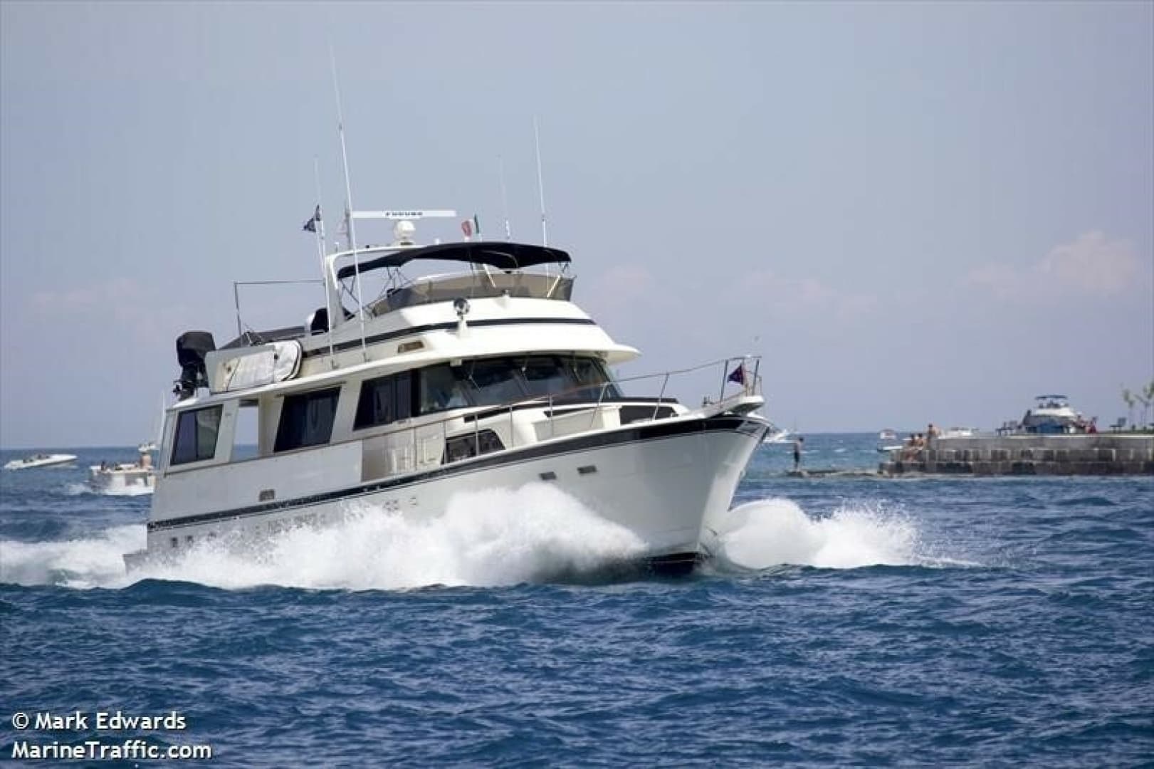 Resolute — 1986 · 63' · 3 Cabins · Pre-Owned
