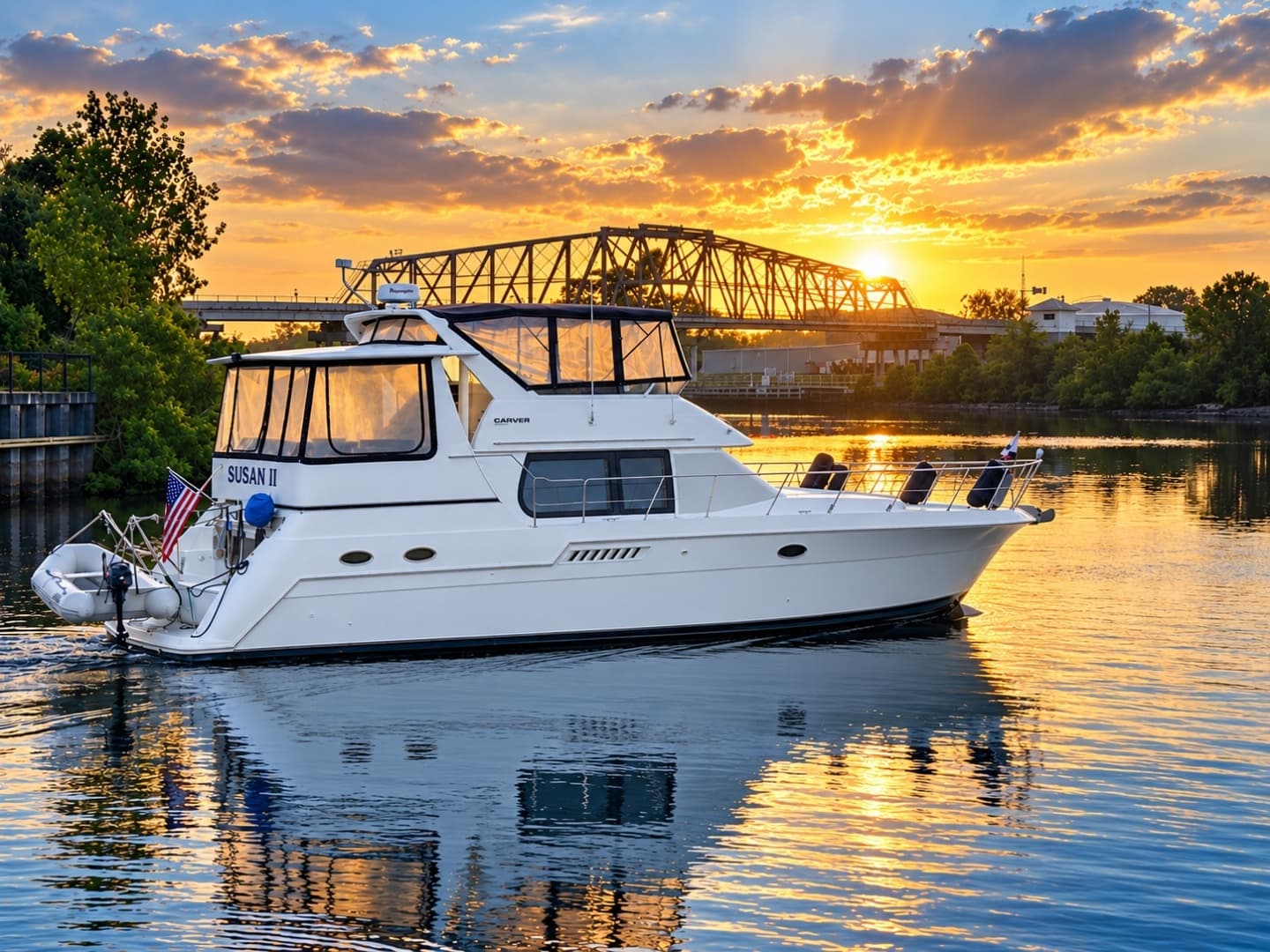 Susan II — 1999 · 42' · 2 Cabins · Pre-Owned