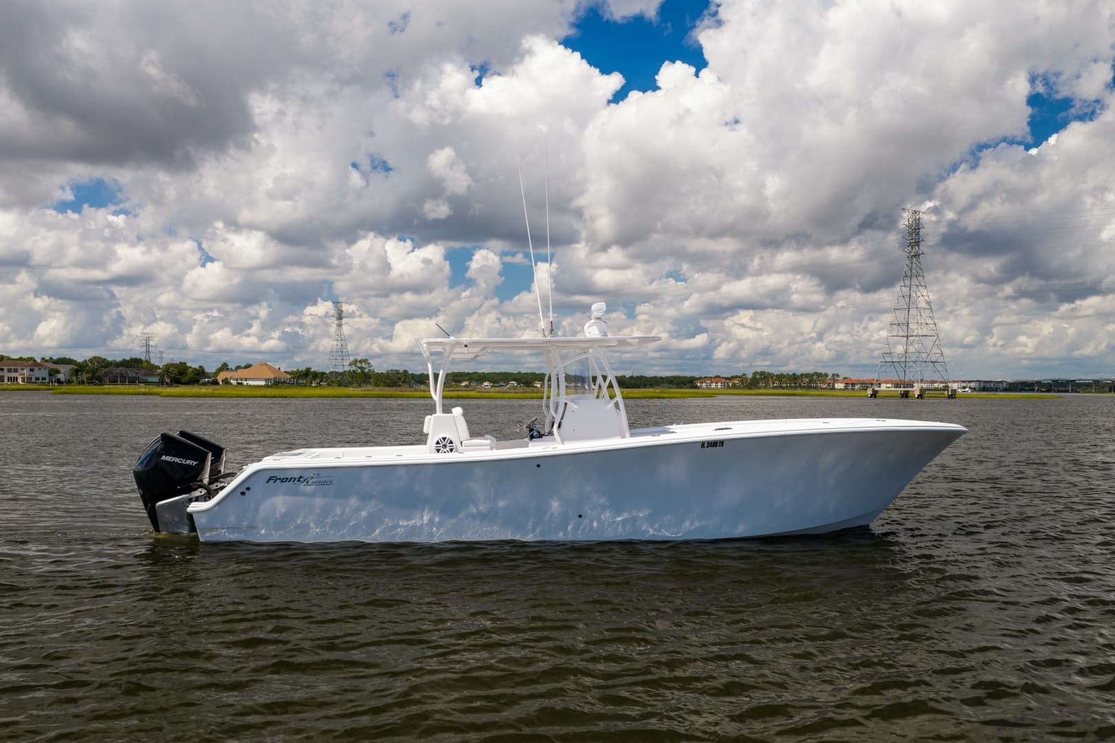 2025 Front Runner Center Console — 2025 · 33' · Pre-Owned