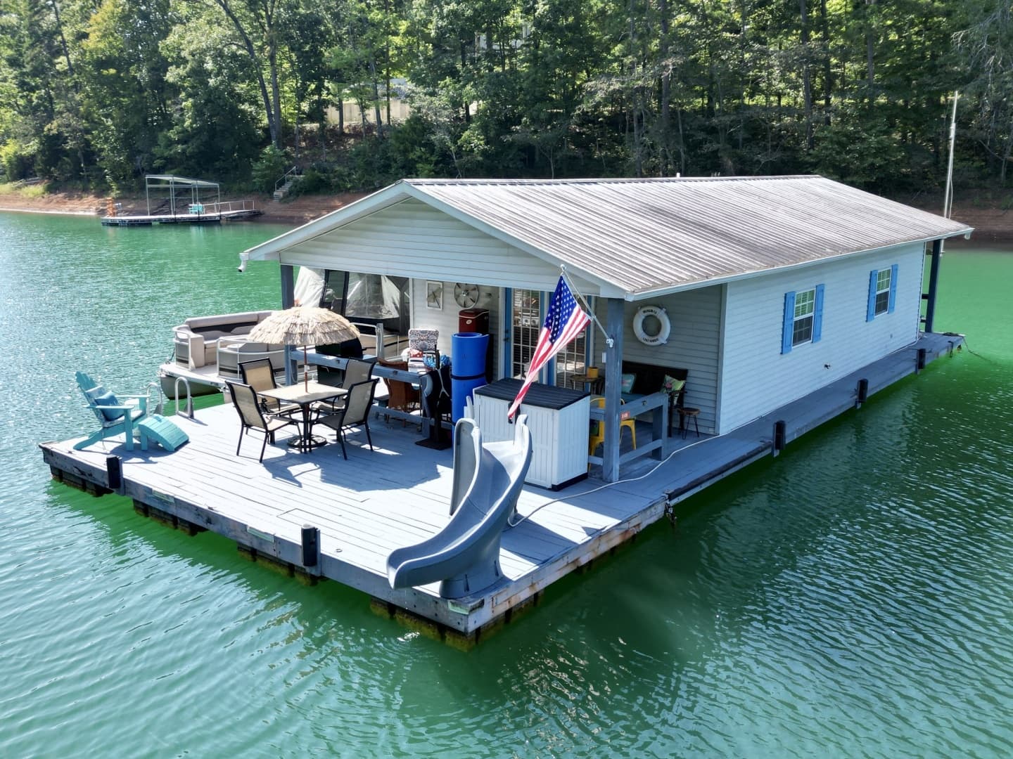 1994 Custom 20 x 33 Floating Cabin - Approx 613sqft — 1994 · 46' · 2 Cabins · Pre-Owned