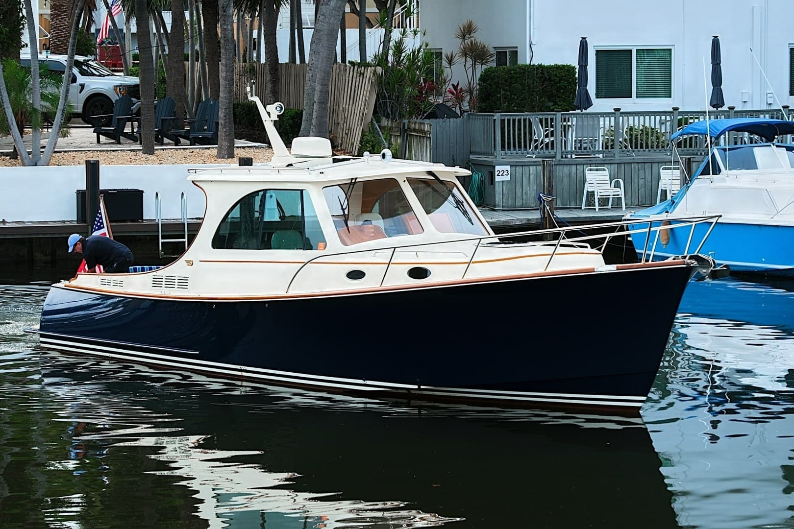 Joan's LiL Rondevous — 2018 · 37' · Pre-Owned