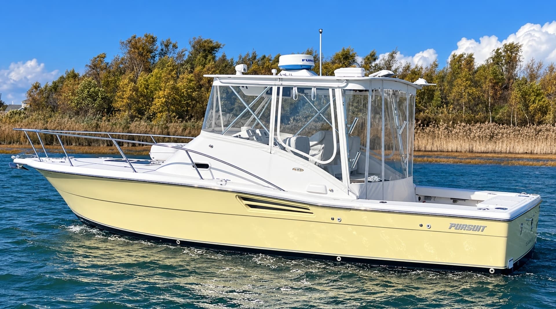 2003 Pursuit 3000 Offshore — 2003 · 30' · Pre-Owned
