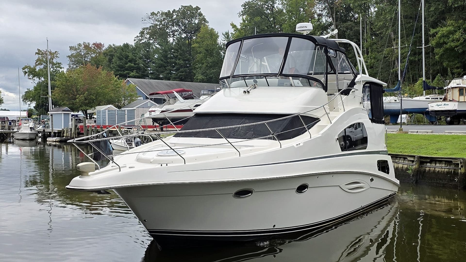 Lit'l Dutchmen — 2005 · 39' · 2 Cabins · Pre-Owned