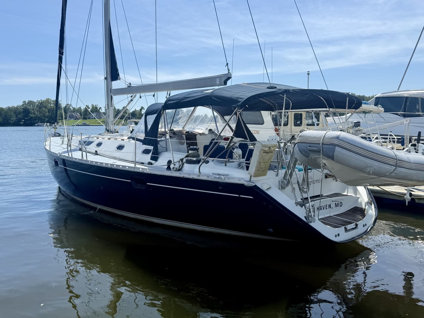 2001 Jeanneau — 2001 · 52' · 3 Cabins · Pre-Owned