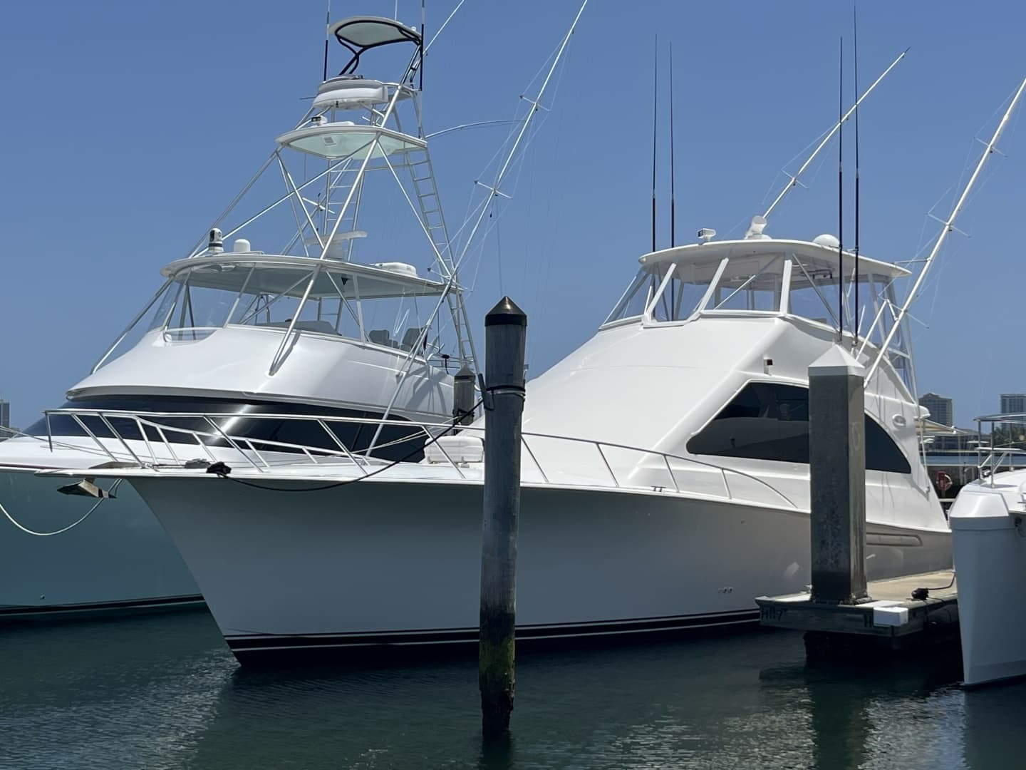 2004 Ocean Yachts 52 Super Sport — 2004 · 52' · 3 Cabins · Pre-Owned