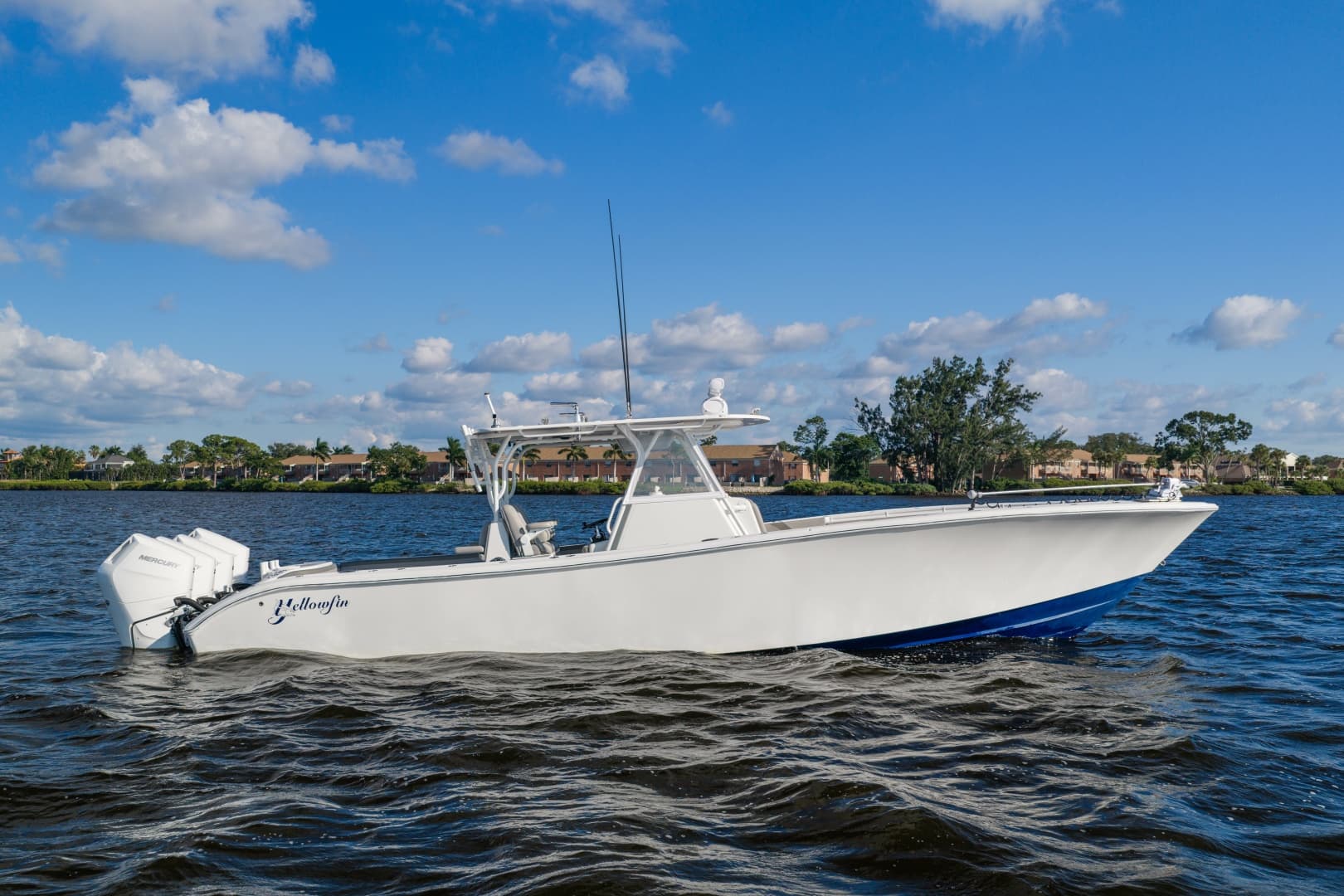 2017 Yellowfin Offshore — 2017 · 39' · Pre-Owned
