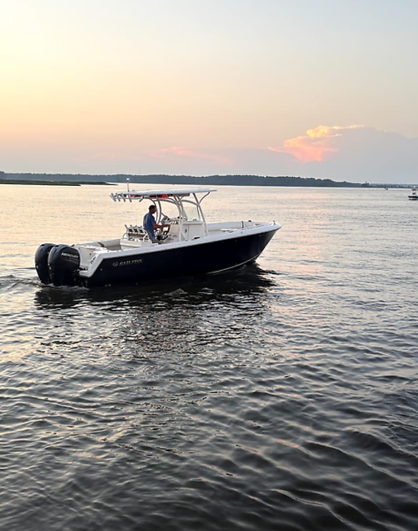 2013 Sailfish 226 DC — 2013 · 22' · Pre-Owned