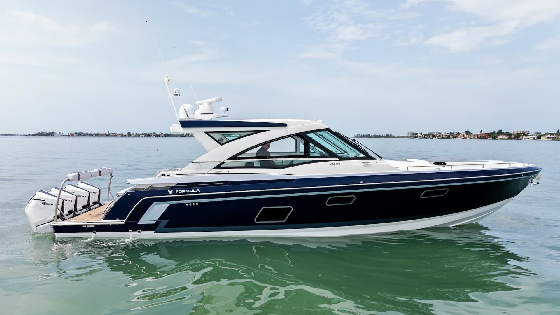 Blue Agave — 2022 · 43' · 1 Cabin · Pre-Owned