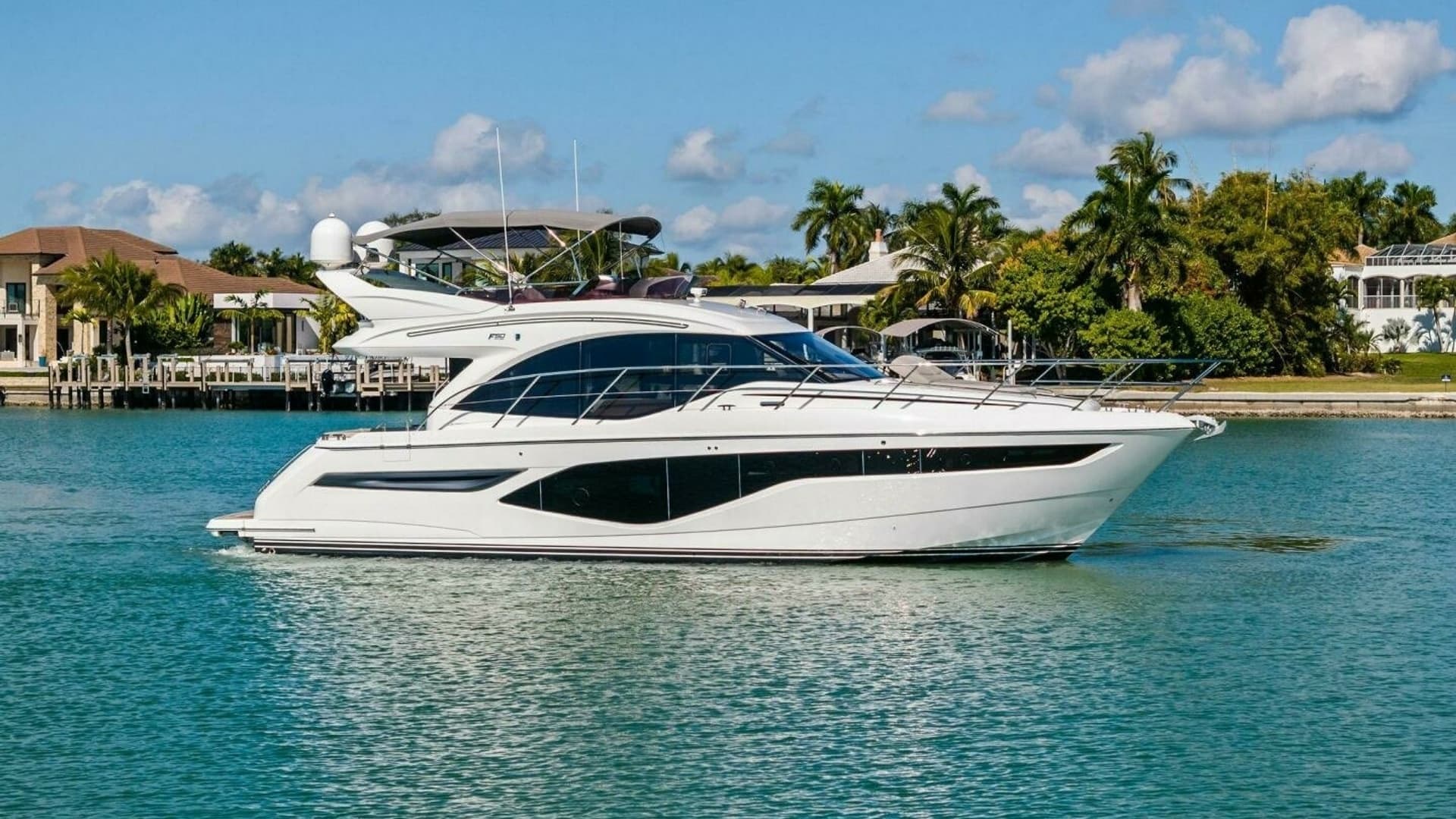 R&R — 2023 · 51' · 3 Cabins · Pre-Owned