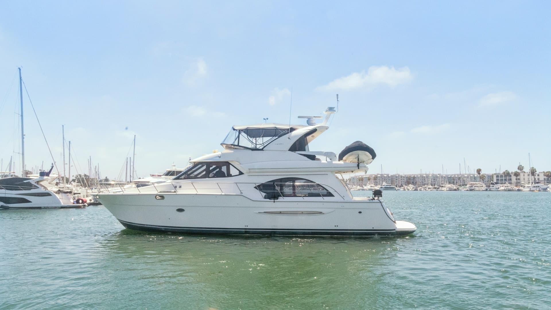 JOLIE VIE — 2005 · 54' · 3 Cabins · Pre-Owned