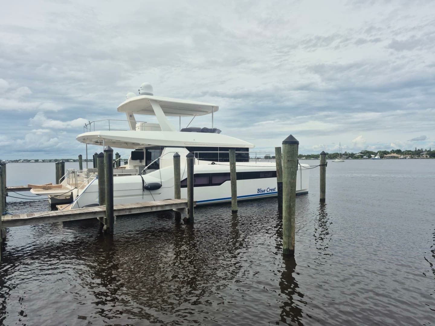 BLUE CREST — 2023 · 53' · 3 Cabins · Pre-Owned