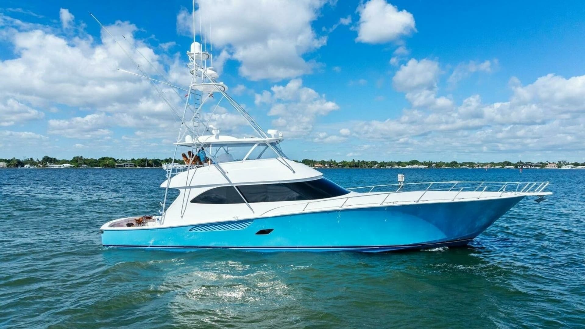Lady Di — 2012 · 81' · 6 Cabins · Pre-Owned