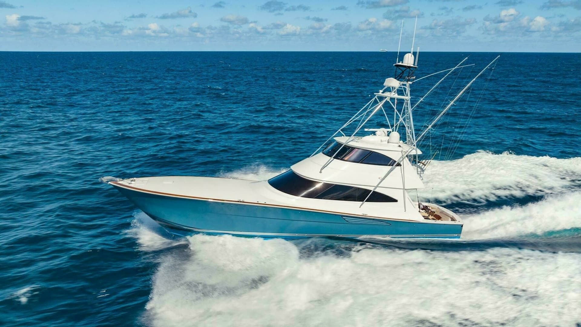 Sari Victoria — 2020 · 72' · 4 Cabins · Pre-Owned