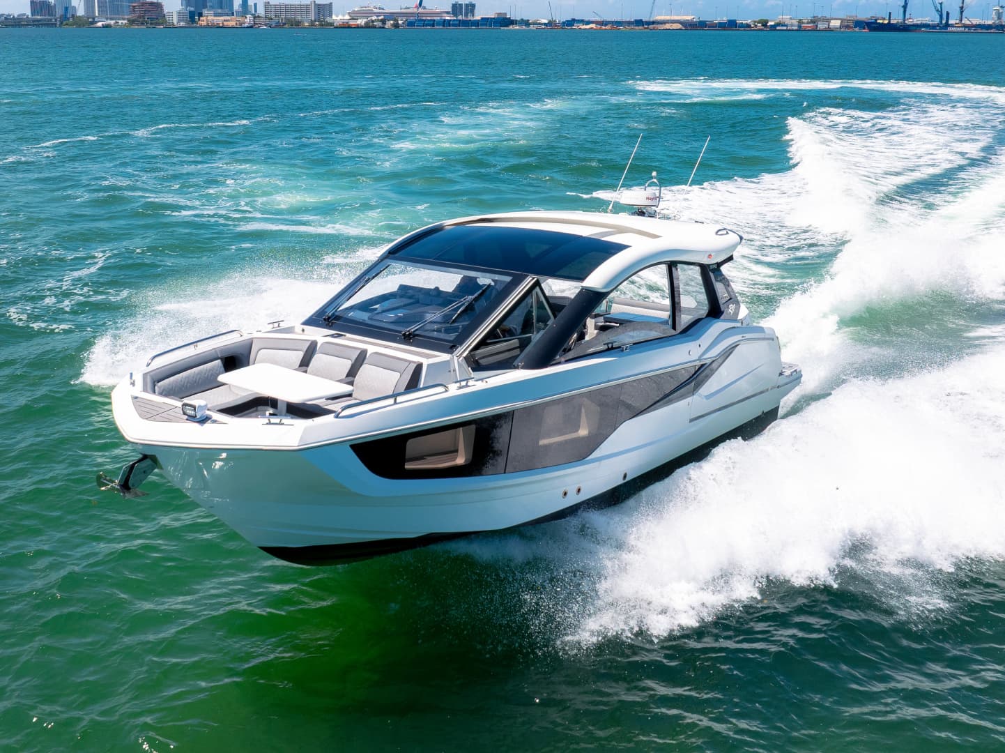 Only 60 hrs! — 2023 · 37' · 1 Cabin · Pre-Owned