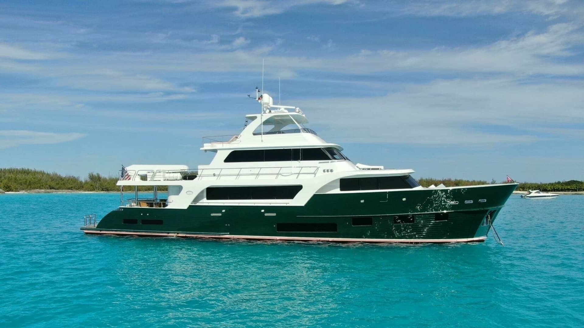 Artemis II — 2024 · 97' · 5 Cabins · Pre-Owned