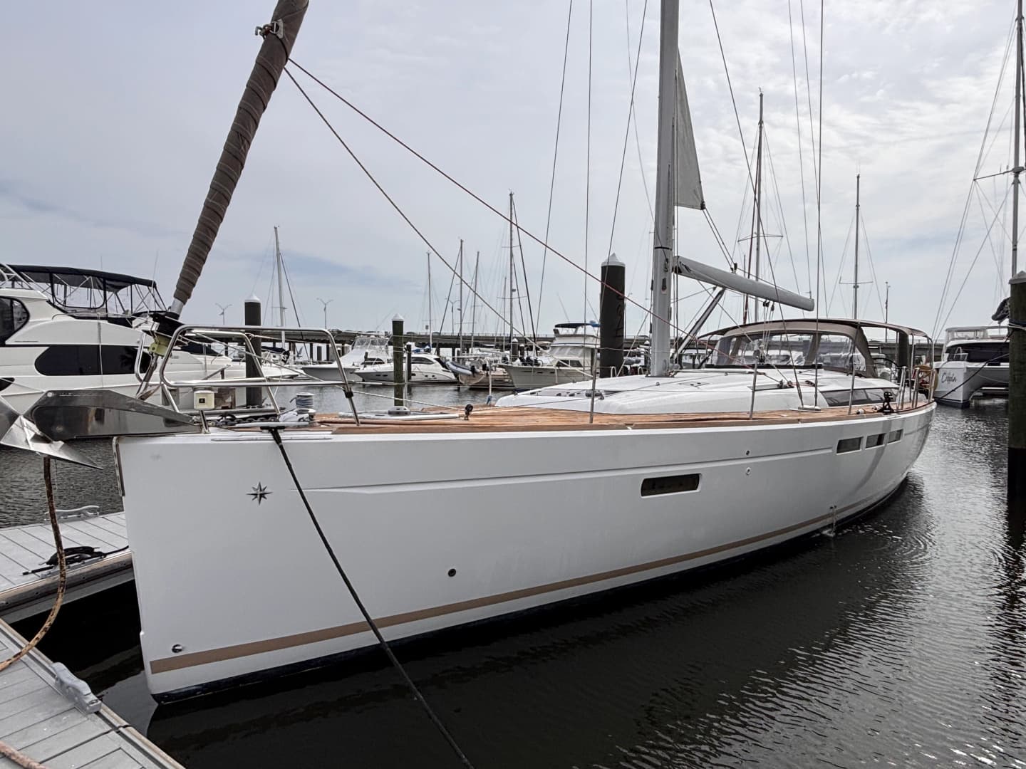 Valentina — 2015 · 50' · 3 Cabins · Pre-Owned