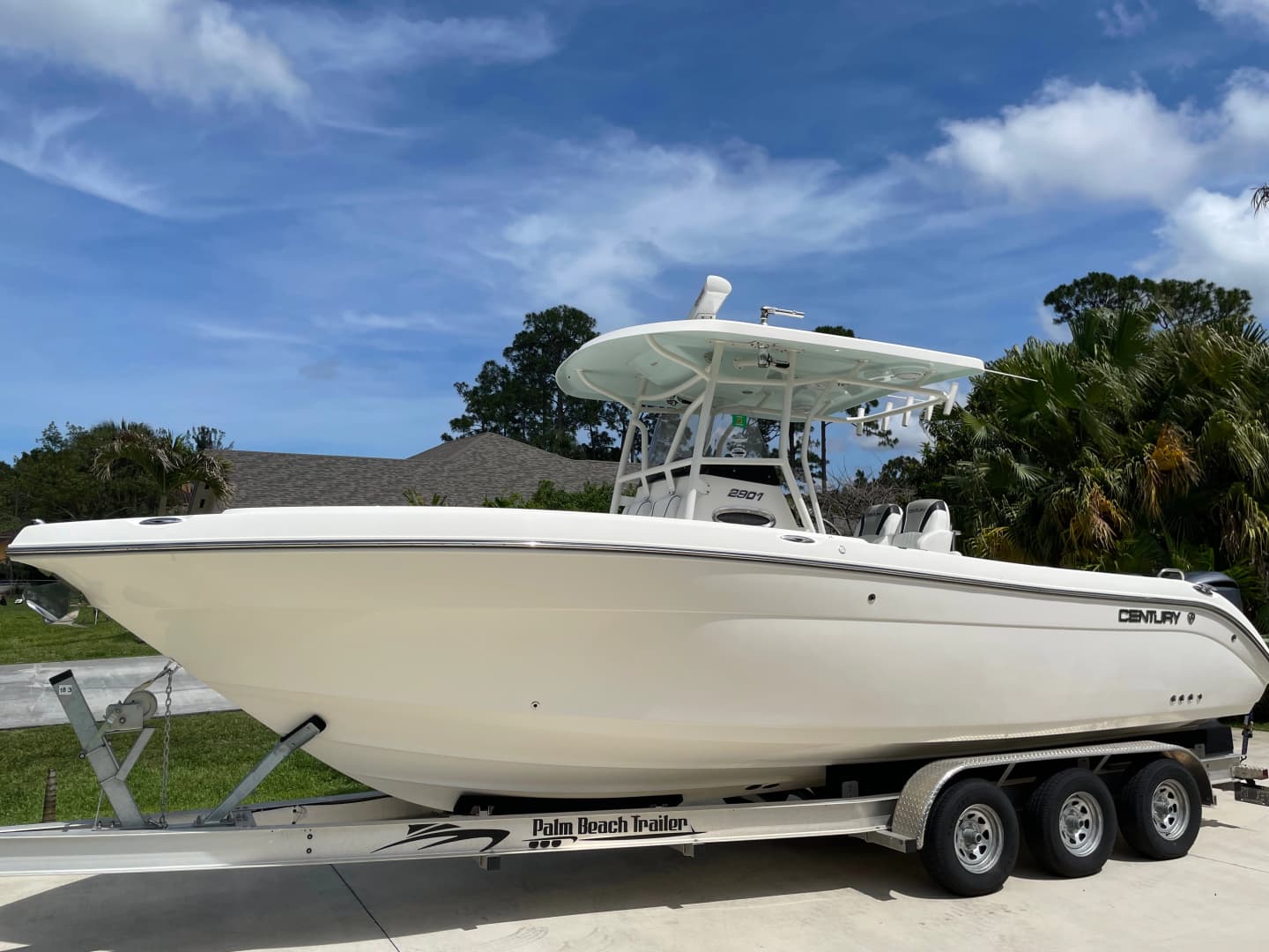 INTENSITY 2 — 2015 · 29' · Pre-Owned