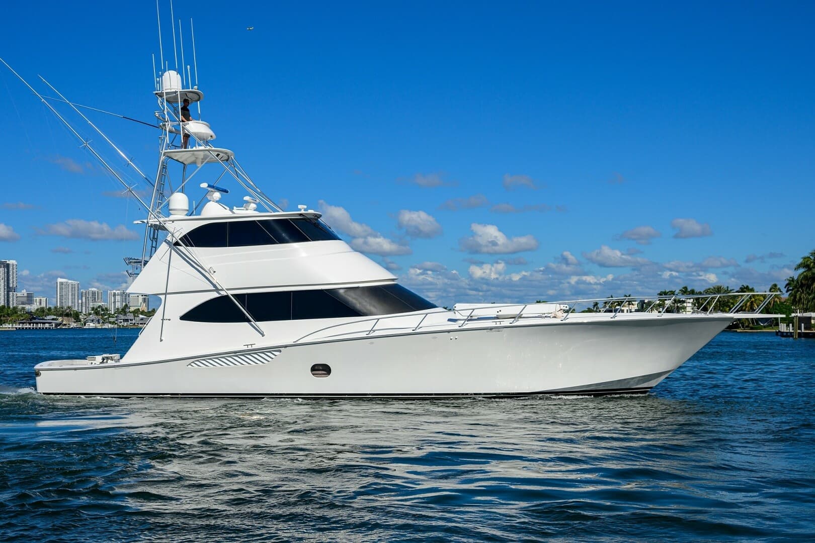 OSH-IT — 2014 · 76' · 5 Cabins · Pre-Owned