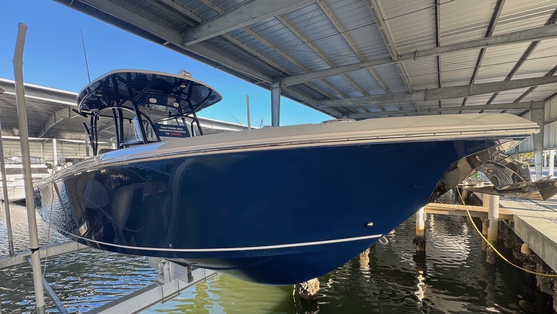2021 Sailfish 29 Center Console — 2021 · 29' · Pre-Owned