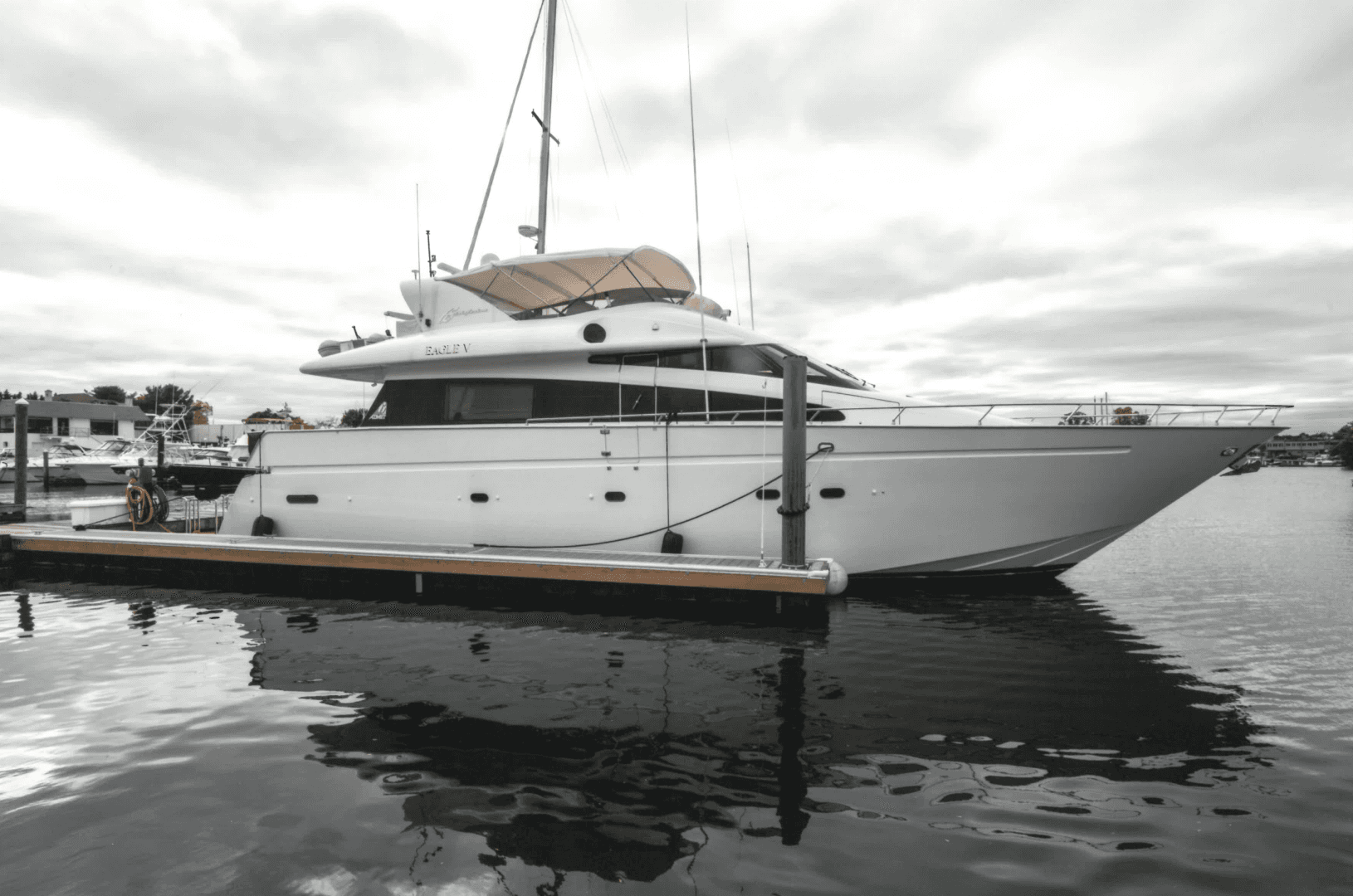 Eagle V — 1993 · 65' · 3 Cabins · Pre-Owned