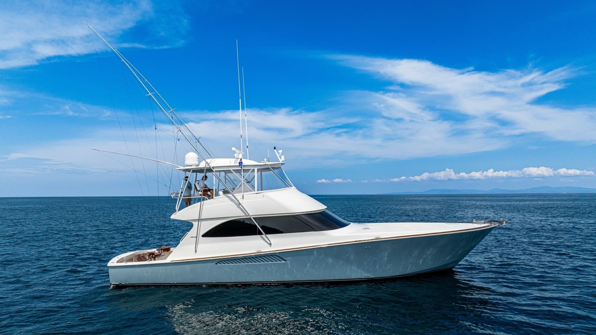 Contango — 2012 · 60' · Pre-Owned