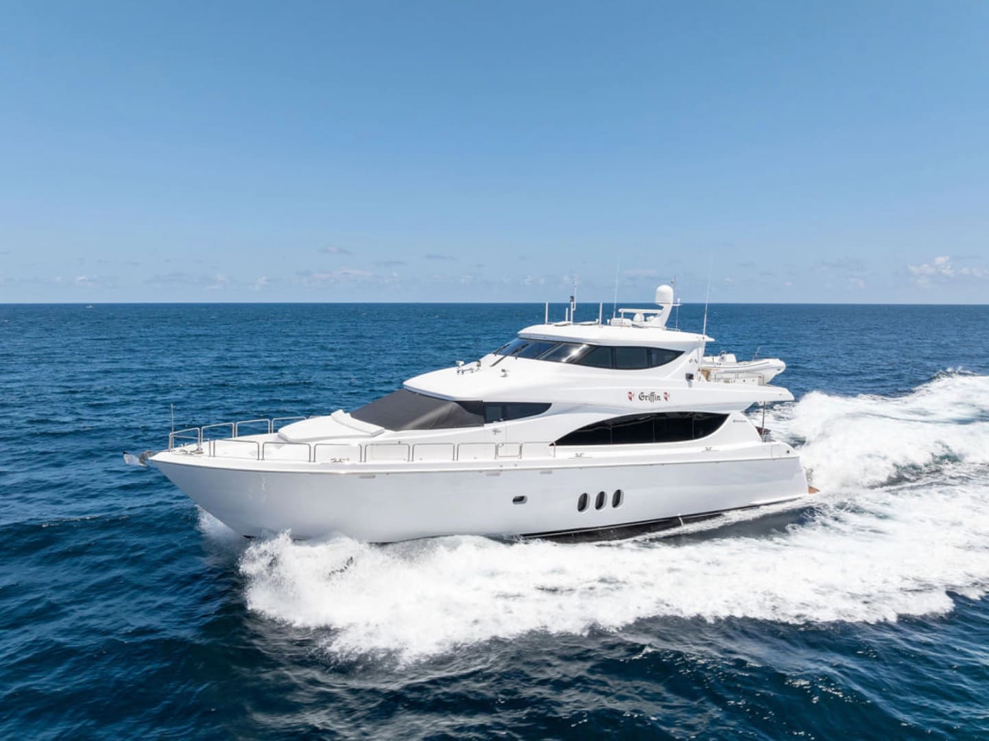 GRIFFIN — 2013 · 80' · 4 Cabins · Pre-Owned