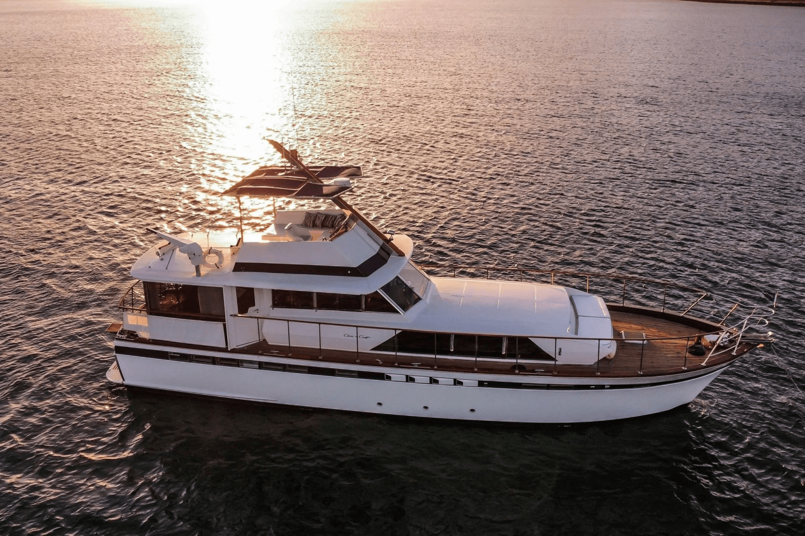 New School — 1966 · 61' · 3 Cabins · Pre-Owned